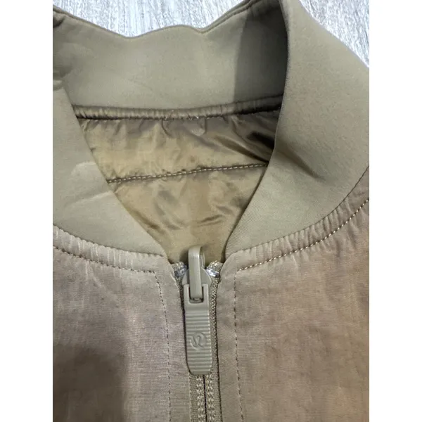 Lululemon Non-Stop Bomber Jacket Tan Khaki Size 6 - Image 8