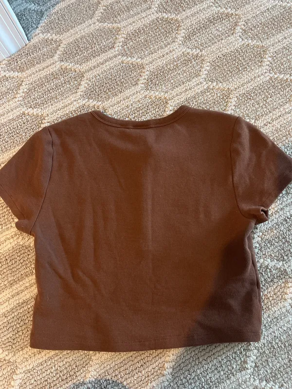 Aritzia Sunday Best Crop Top - Image 4