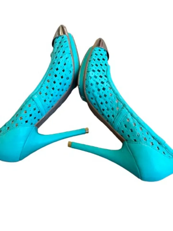 Jeffrey Campbell Bullet Turquoise Perforated Toe Pumps Heels Bold Size 8 Women's - Image 3