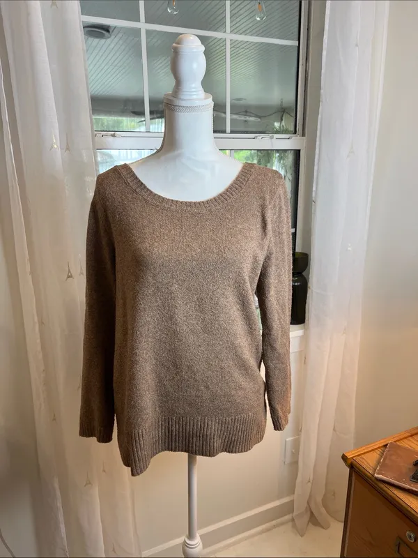 Market & Spruce Heathered Brown Scoop Neck Sweater size small. - Image 5