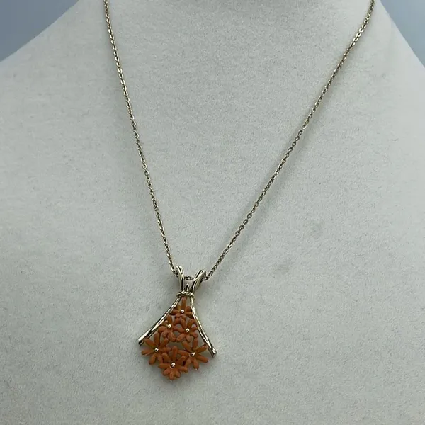 Vintage floral pendant necklace. 18” chain. - Image 5
