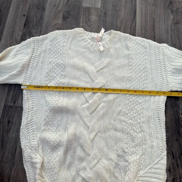 Ashley cableknit chunky oversized sweater - Image 4