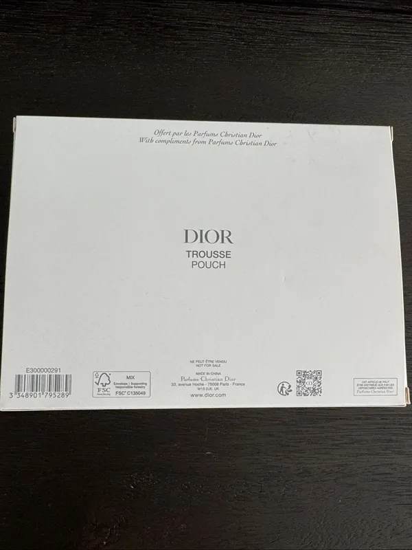 Christian Dior trousse pouch Red shiny Patent CD Embossed cosmetic pouch - Image 7