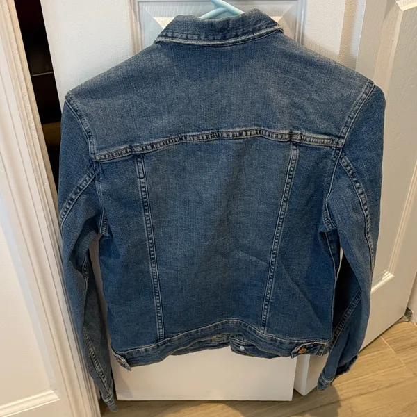 Women’s denim jacket - Image 2