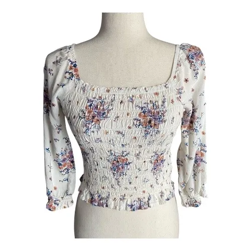 REWIND-CREAM COLOR FLORAL SMOCKED TOP-WOMENS SIZE SMALL Gorgeous top, fro t and back smocking, women’s size small, excellent condition Measurements: Bust: armpit to armpit 14-18 inches Length: shoulder seam to bottom 17 inches - Image 2