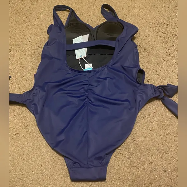 New NWT Coastal Blue Navy‎ Side Tie Full Coverage One Piece Swimsuit Size Medium - Image 2