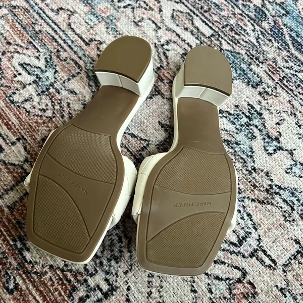 Marc Fisher Casara Slide Sandal 6 1/2 White Faux Leather Open Toe Shoes - Image 4