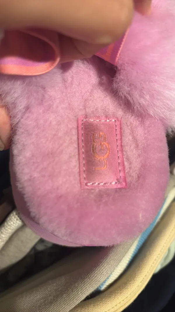 UGG Funkette Platform Slippers pink sequins  - Image 3