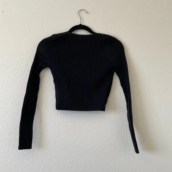 Abercrombie luxloft wrap sweater size medium black - Image 8
