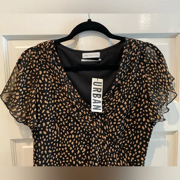 Urban Outfitters V-Neck Flutter Sleeve Leopard‎ Dress Brown Black Size Small NWT - Image 2