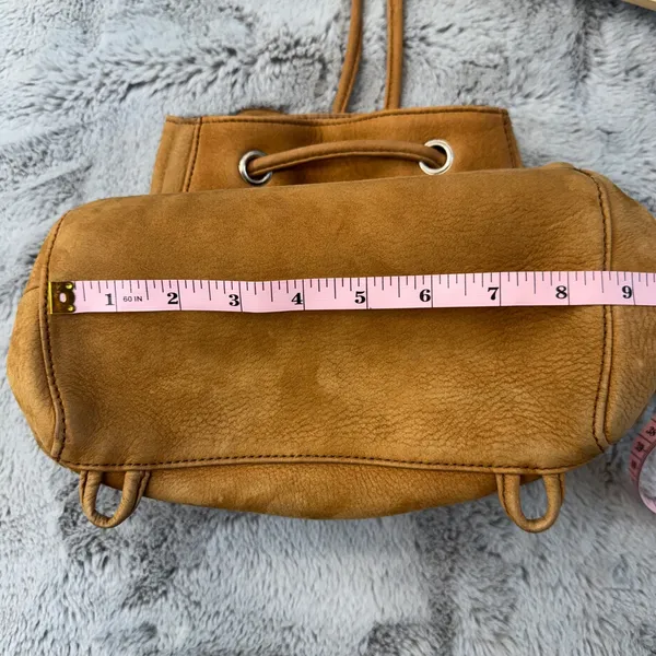 Eddie Bauer Tan Suede‎ Leather Bag Drawstring One Shoulder Backpack Purse - Image 10