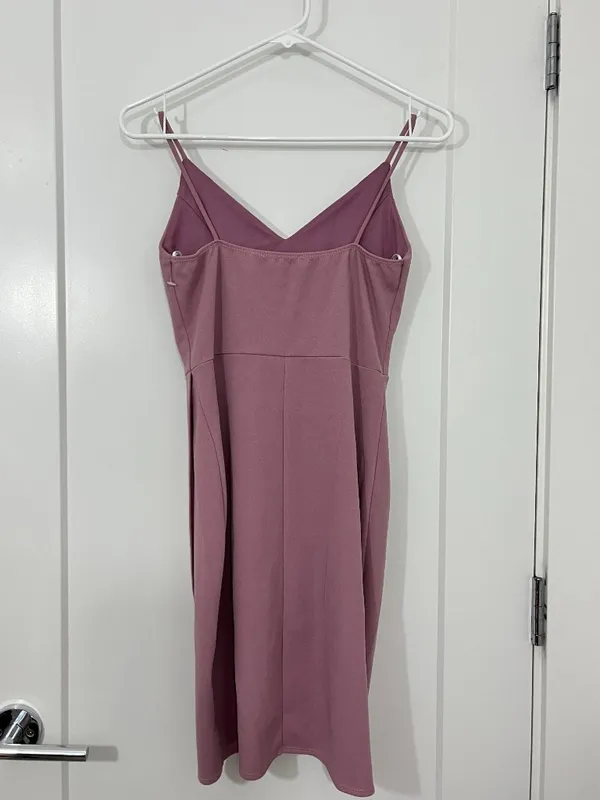 Lulu's Size Medium Mauve Orchid V-Neck Tulip Hem Bodycon Dress - Image 3