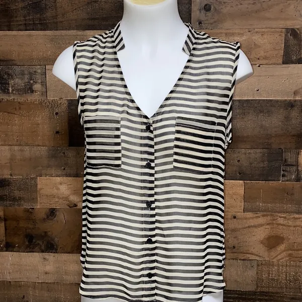 Black & White Stripe Top Size Medium - Image 6