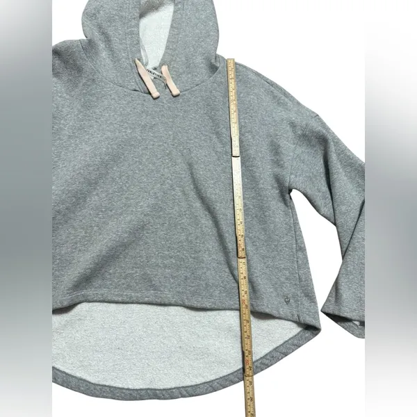 Fabletics Light Gray Women's Hoodie Hi‎ Low Hem Sz M - Image 7