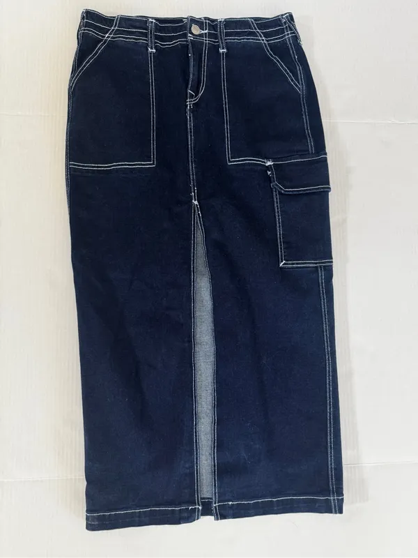True Religion Dark Denim Front Slit Maxi Skirt with Contrast Stitching sz 28 - Image 4