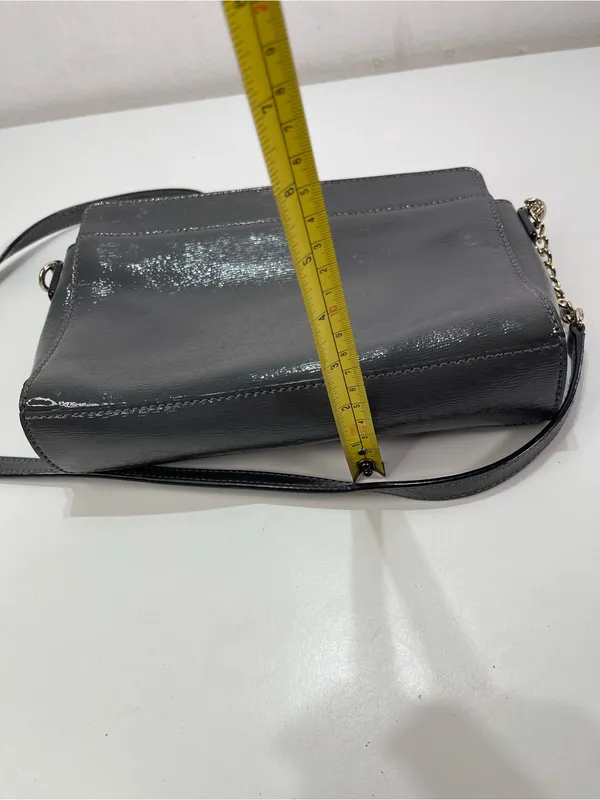 Kate Spade New York Gray Small Leather Crossbody Bag Outside Pocket Coquette - Image 5