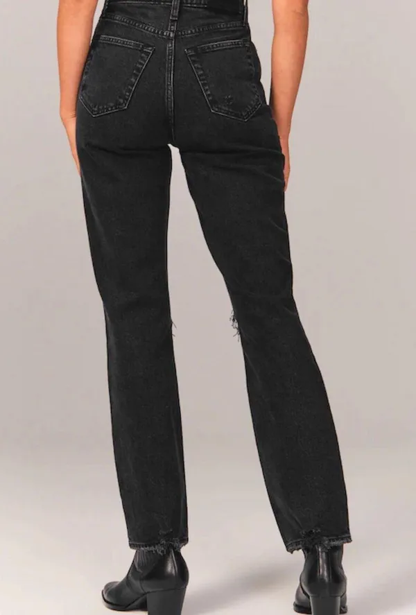 Abercrombie Ultra High Rise 90s Jeans - Image 6