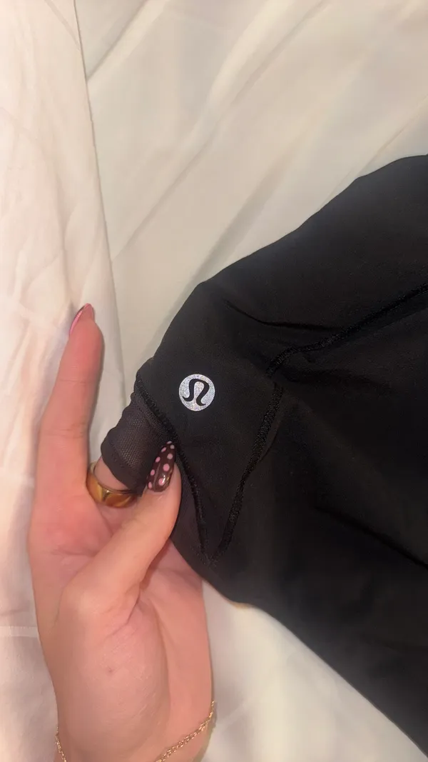 Lululemon Hot Hot Shorts - Image 6
