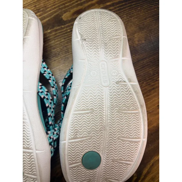 Crocs White And Blue Sandals‎ SIze 6 - Image 6