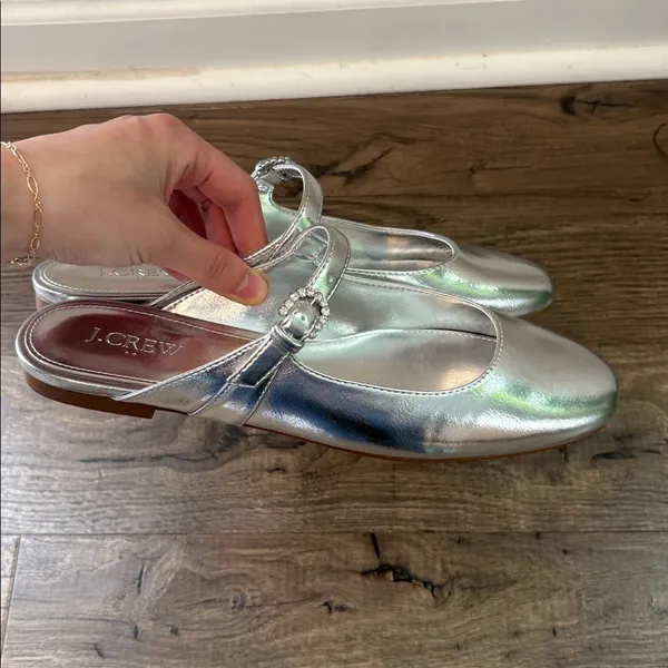 J Crew Silver Metallic Mary Jane Mules Gem Detail Size 8.5 Preppy Party Academia - Image 4