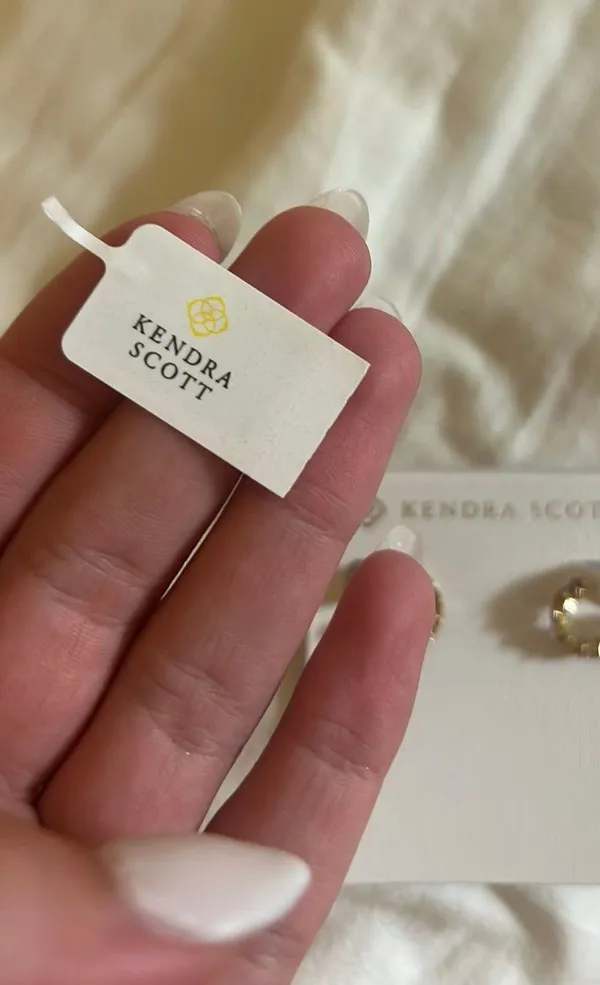 Kendra Scott Red Earring - Image 6
