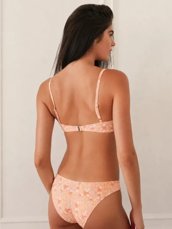 Dippin' Daisy's Bikini Set with Headband NWT Small - Image 2