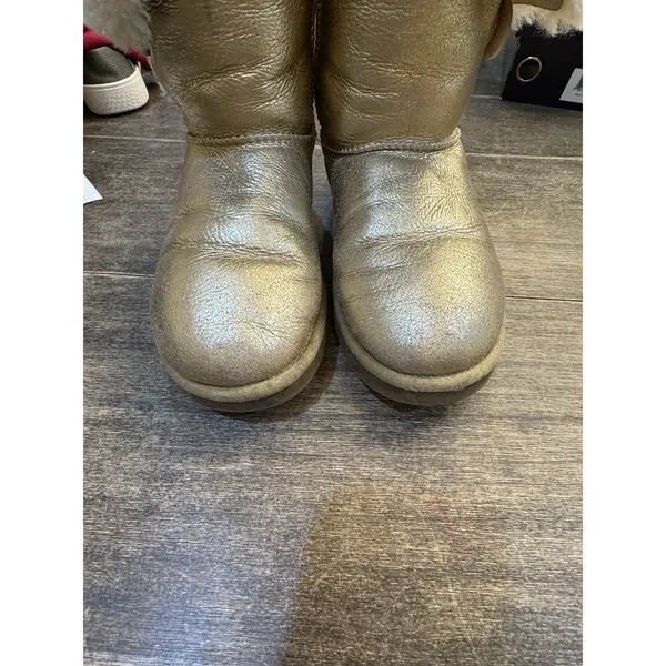 UGG Australia Light Shimmer Gold Bailey Button Boots Size 8 Cozy - Image 6