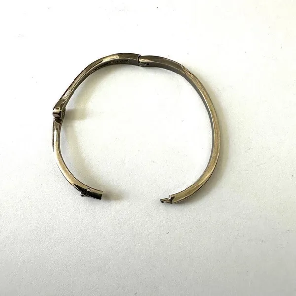 Silver tone rhinestone bangle bracelet - Image 7