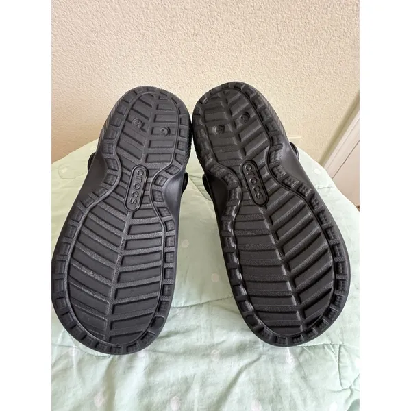 Crocs Black Faux Fur Fuzz-Lined Slip On Clog Round Toe Womens size 8 - Image 13