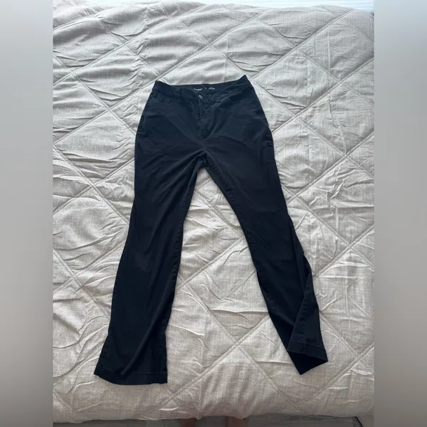 Old Navy Black High waisted‎ uniform Boot cut pants size 10 - Image 3