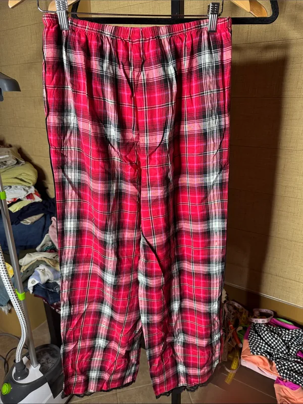 Victoria’s Secret Red Plaid Flannel Lace Trim Pajama Pants Size Small - Image 9