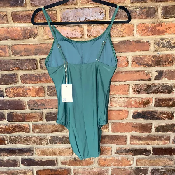 NWT Quince Palm Green Italian Cami One-Piece Swimsuit Women's Size Medium - Image 6