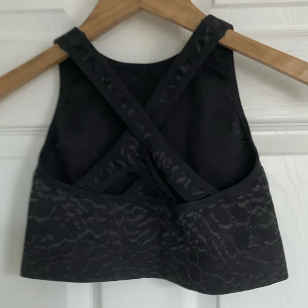 Gymshark black sports bra - Image 3