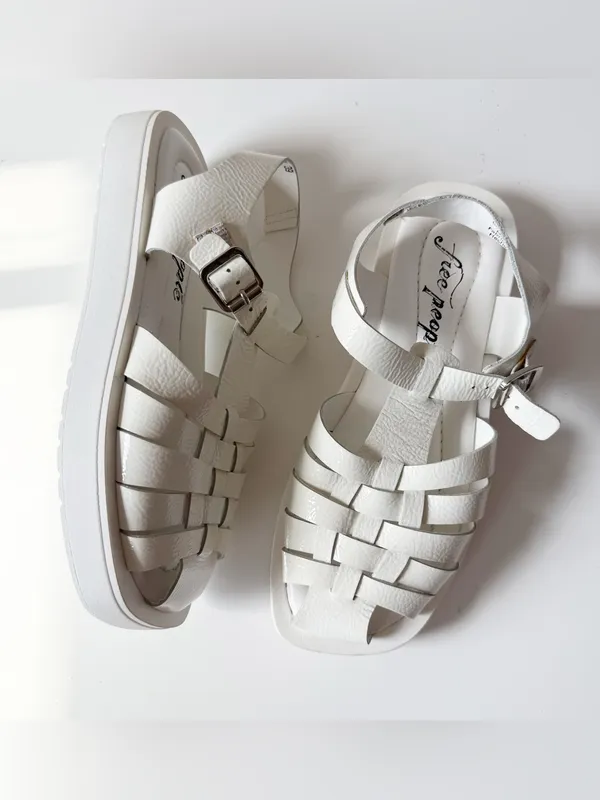 Free People Finn White Fisherman platform sandals - Image 4