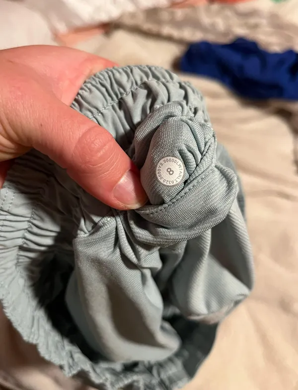 Lululemon Hotty Hot Shorts 4” - Image 3