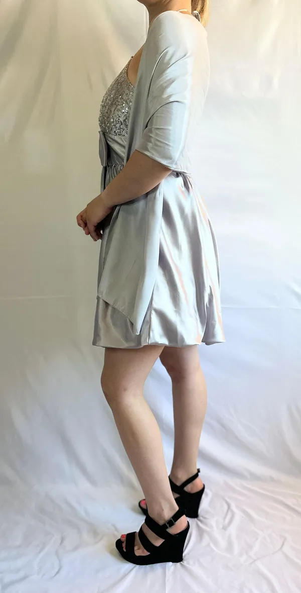 Fiesta Fashion Sparkly Glitter Silver Metallic Deep V Halter Mini Homecoming Dress - S - Image 9