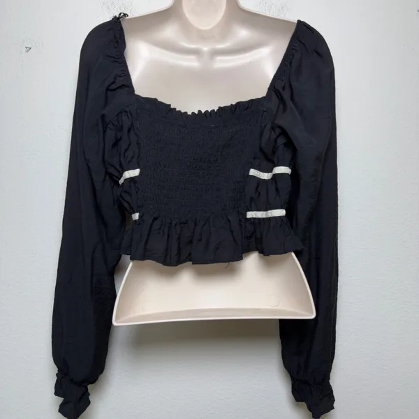 Thirty Thirty Women Milkmaid‎ Crop Top L Black Velvet Bow Dark Coquette Cottage - Image 5