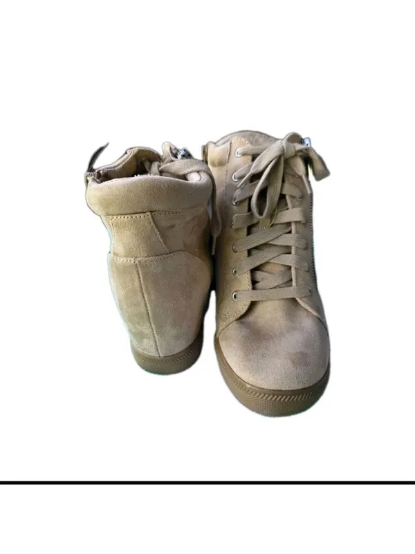 Maurices Beige Heeled Boots with Zipper - Image 8