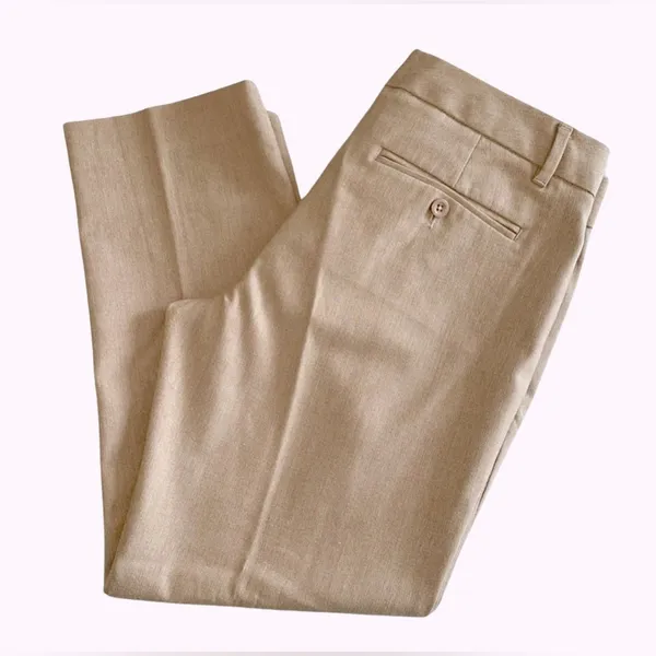 Gap Women’s Khaki Pants - Image 5