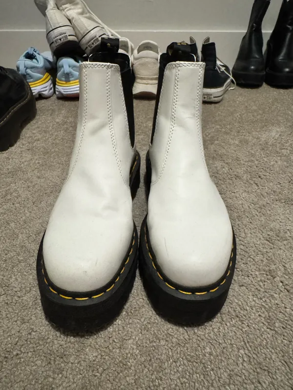 Dr. Martens Chelsea Platform Boots Leather Smooth - Image 2