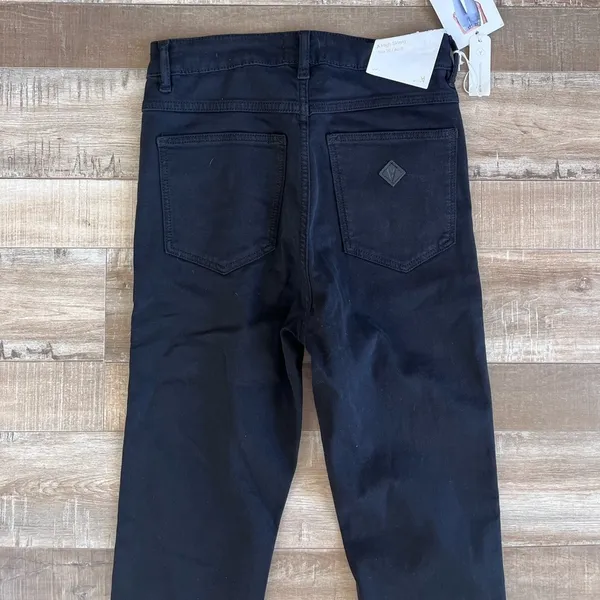 Abrand high waisted skinny jean size 26 - Image 8
