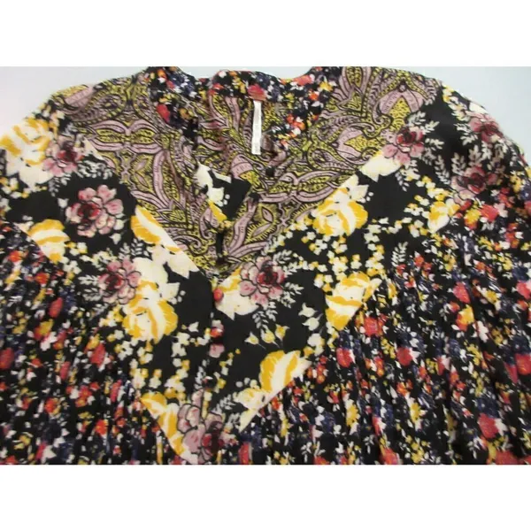 Anthropologie boho tunic top by Free People multi print floral sz Medium - Image 3