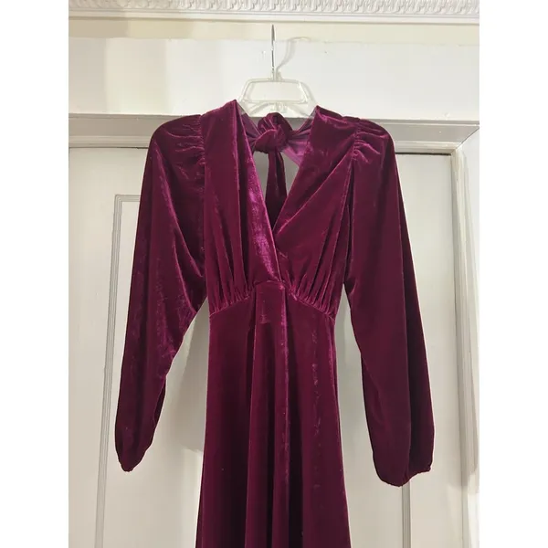 Woman’s Velvet Long Dress Size LXS Deep Fuchsia Formal Holiday Wedding Open Back - Image 3