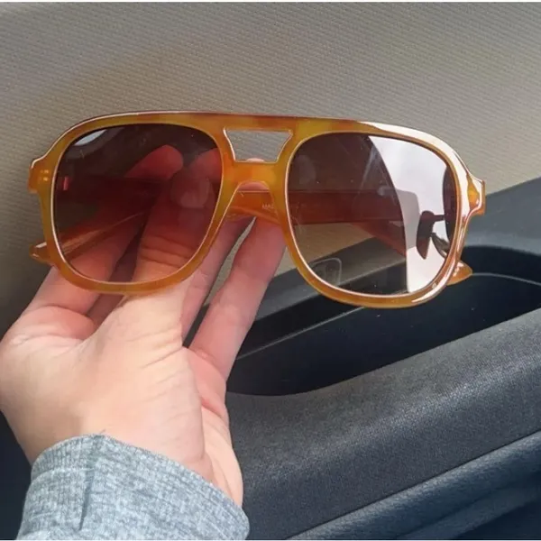 Revolve Tortoiseshell Sunglasses Brown - Image 2