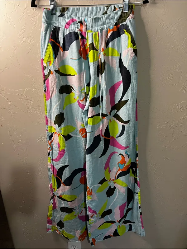 A New Day Blue Tropical Floral Linen Rayon Wide Leg Pull On Vacation Pants - Image 2