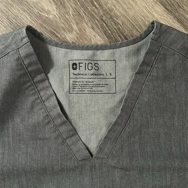 Figs Technical Collection Scrub Top Gray Small - Image 3