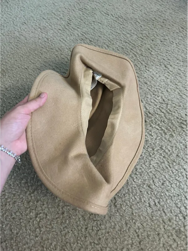 C278 hat woman tan headwear - Image 2