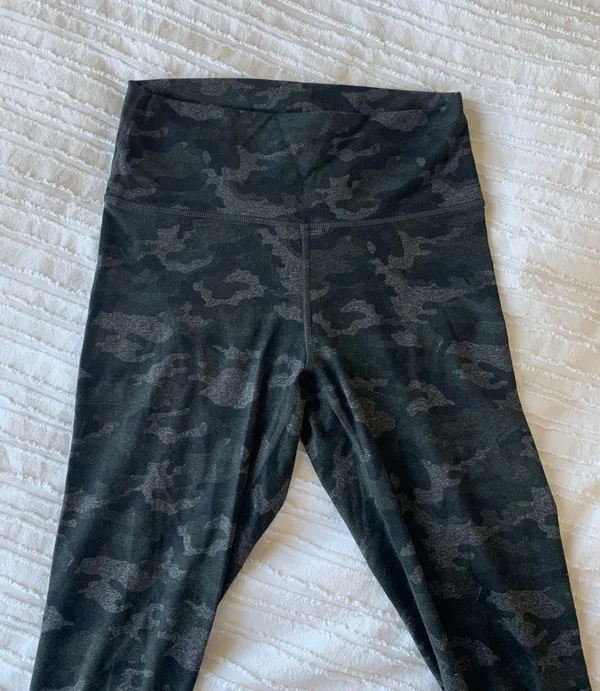 Fabletics Camo Leggings - Image 2