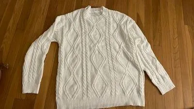 cable knit white sweater Size M - Image 2