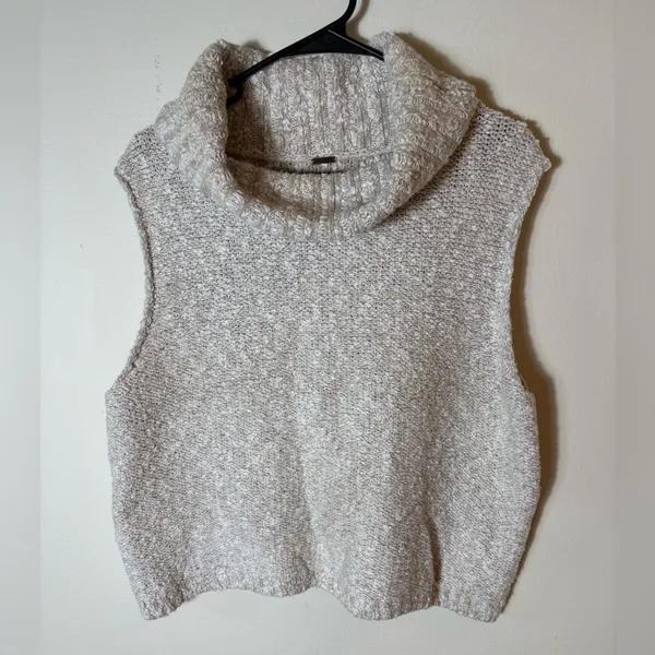 Free People Little White Lies Sweater Vest Oatmeal Large‎ - Image 2